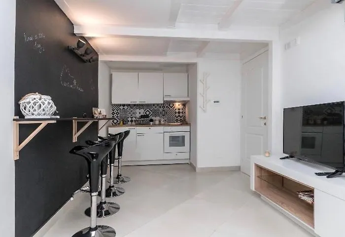 San Lorenzo House Apartment *
